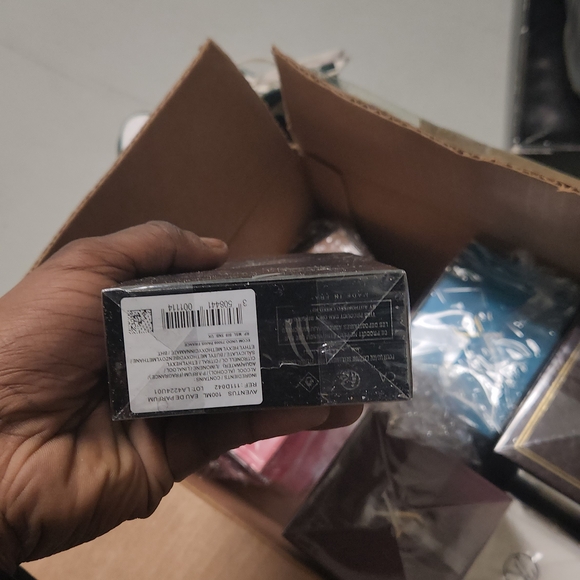 Creed Aventus Eau de Parfum 100ml - Picture 2 of 10